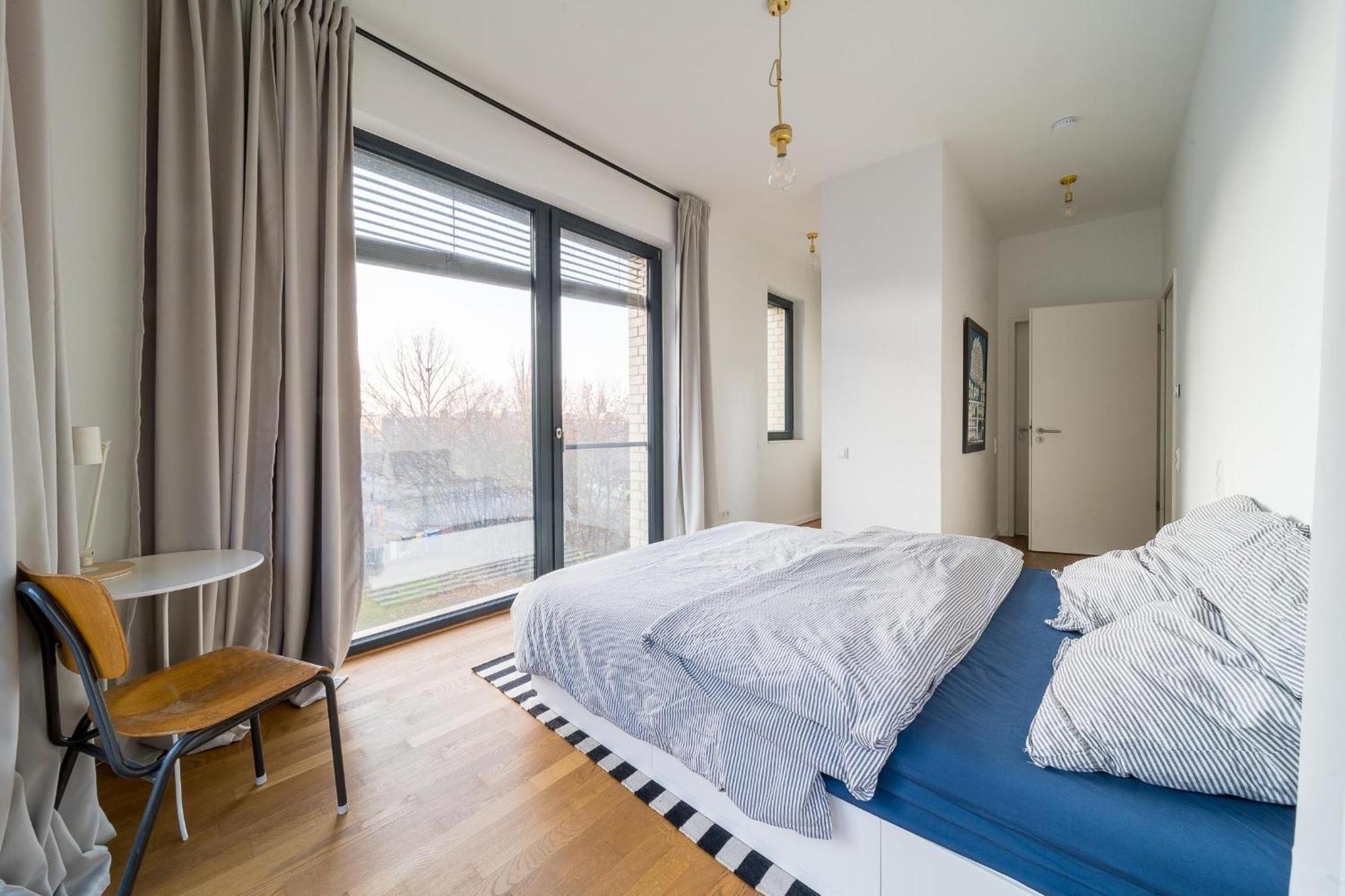 2 Bedroom Mauerpark-Apartment, Berlin Mitte View Calendar Экстерьер фото